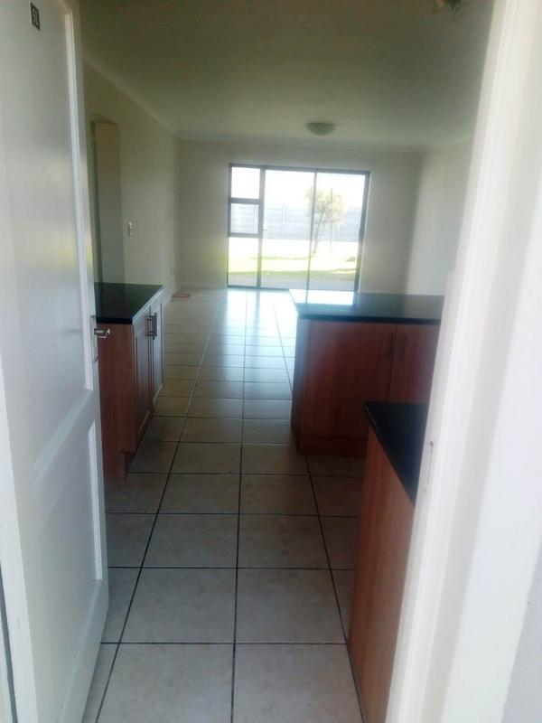 2 Bedroom Property for Sale in Somerset West Western Cape